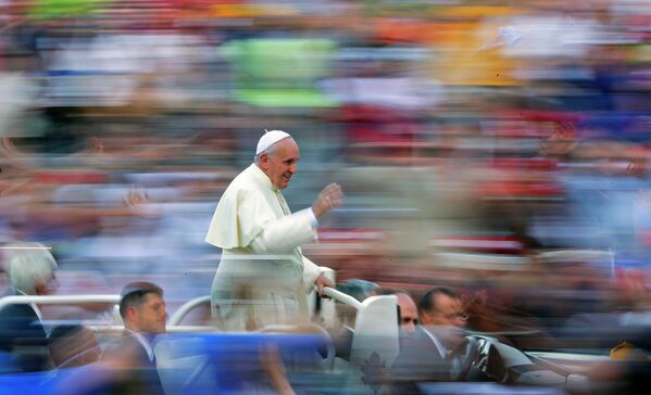 Папа Римский Франциск на площади Святого Петра в Ватикане