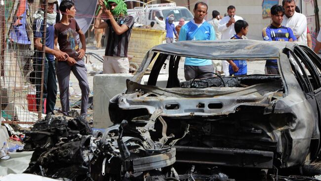 Ситуация в Ираке. 11 июня 2014 года начиненный взрывчаткой автомобиль взорвался возле города Басра