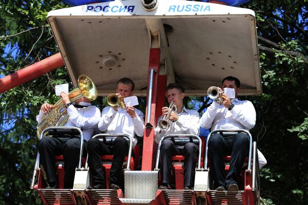 Музыкально-патриотическая акция Крым - наш!