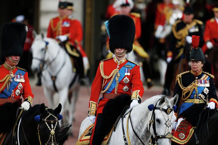 Гвардейцы на церемонии Trooping The Colour