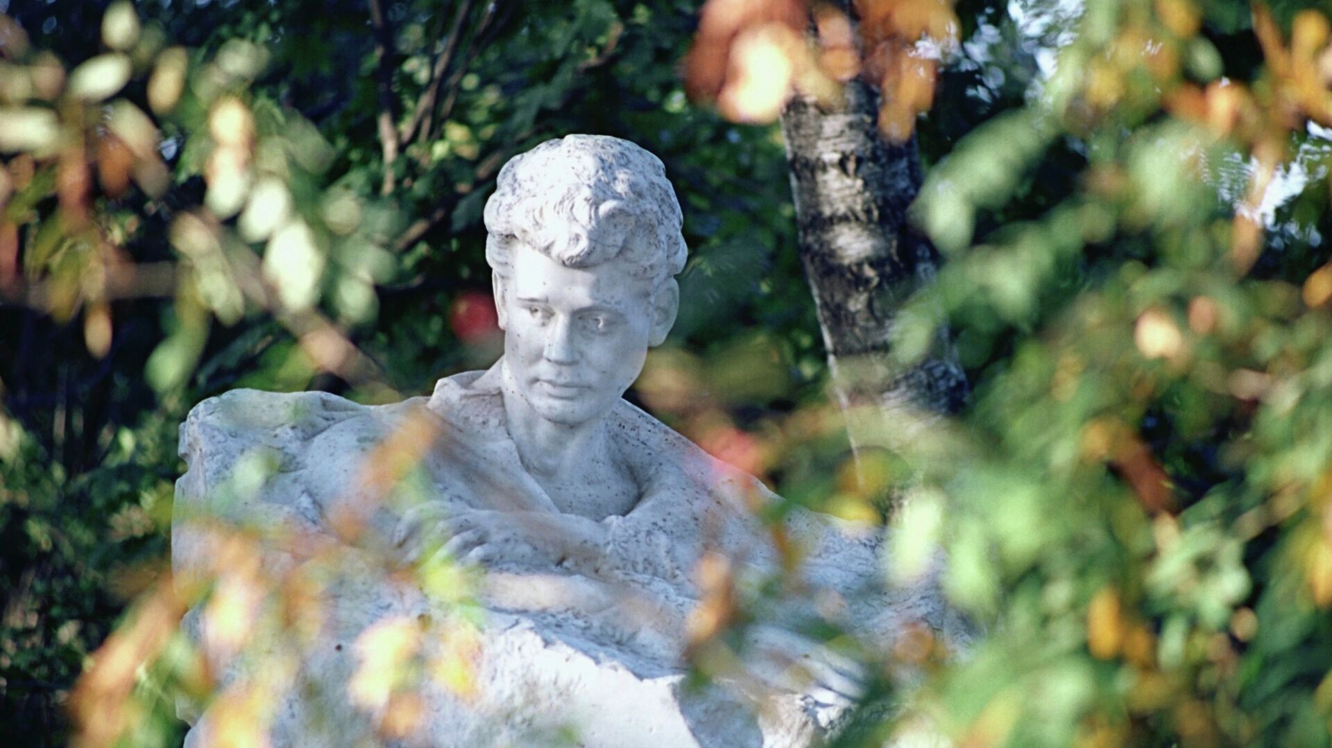 Памятник С.Есенину в Константиново - РИА Новости, 1920, 03.10.2020
