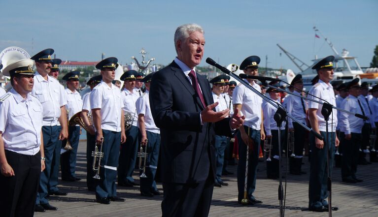 Торжественная церемония открытия фестиваля военных оркестров Война и мир