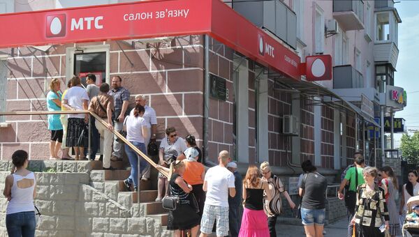 В Крыму начались продажи российских SIM-карт с номерами в коде +7 сотового оператора МТС