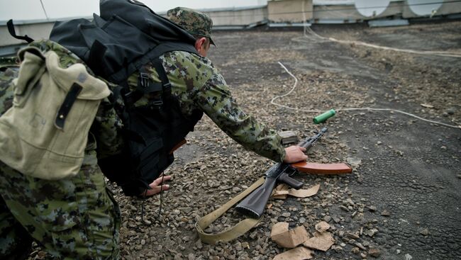 Боец народного ополчения под Луганском