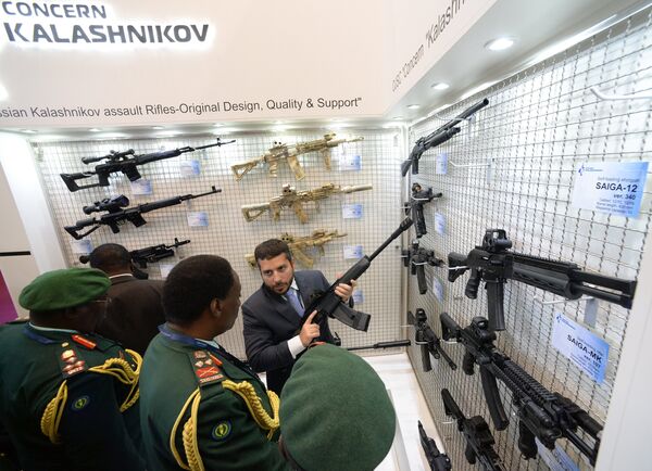 Стенд конерна Калашников на выставке вооружений и военной техники Eurosatory 2014