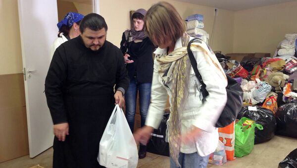 Пункт приема помощи для нуждающихся и беженцев в Новоспасском мужском монастыре Москвы