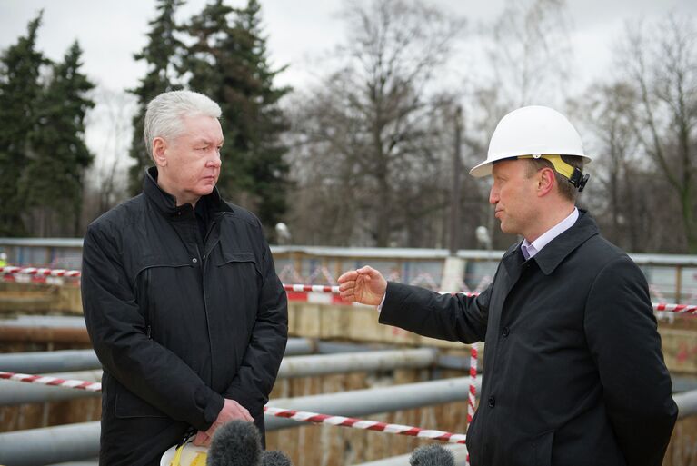 Осмотр работ по строительству станции метро «Петровский парк»