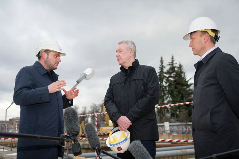 Осмотр работ по строительству станции метро «Петровский парк»