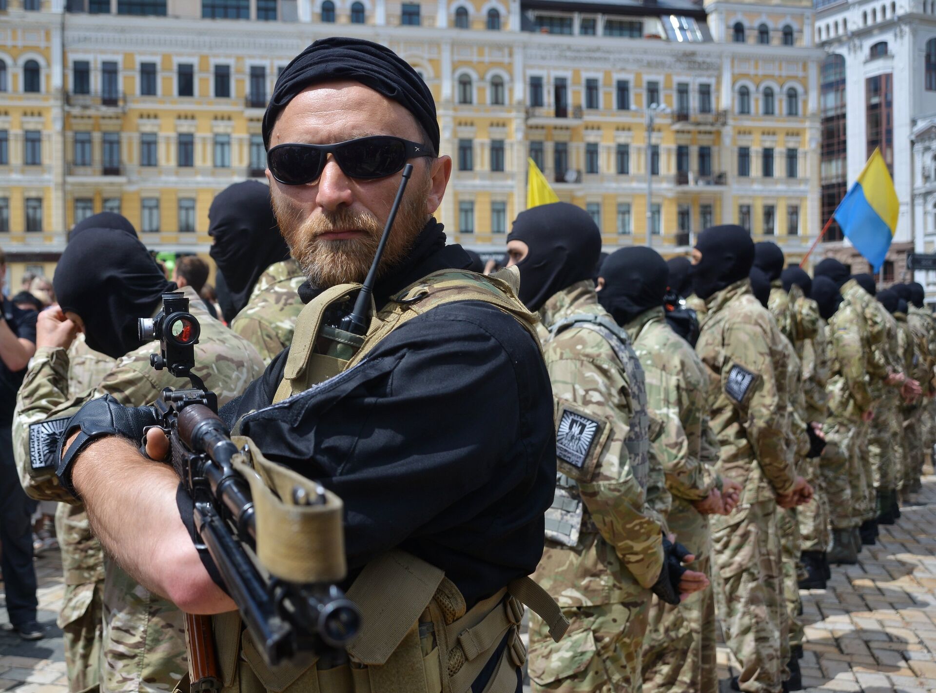 Новобранцы батальона Азов во время церемонии принятия присяги - РИА Новости, 1920, 10.06.2022