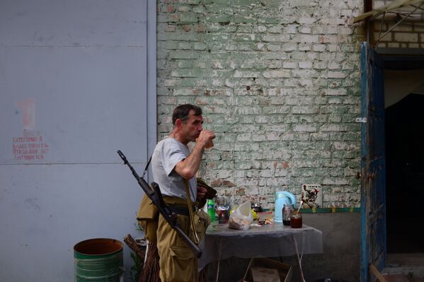 Полевые будни Призрака: батальон народного ополчения в Луганске