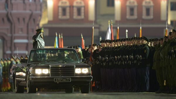 Министр обороны РФ Сергей Шойгу во время репетиции парада в честь Дня Победы