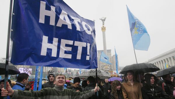 Митинг против вступления Украины в НАТО. Город Киев