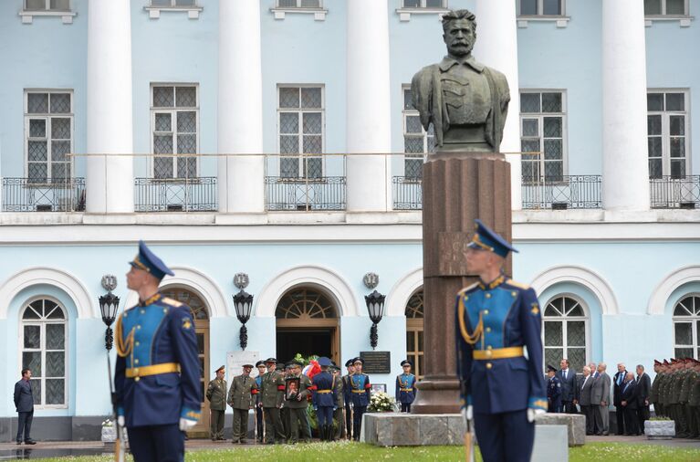 Прощание с Владимиром Поповкиным