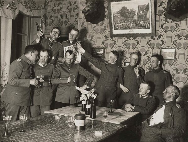 Вечеринка германских офицеров
