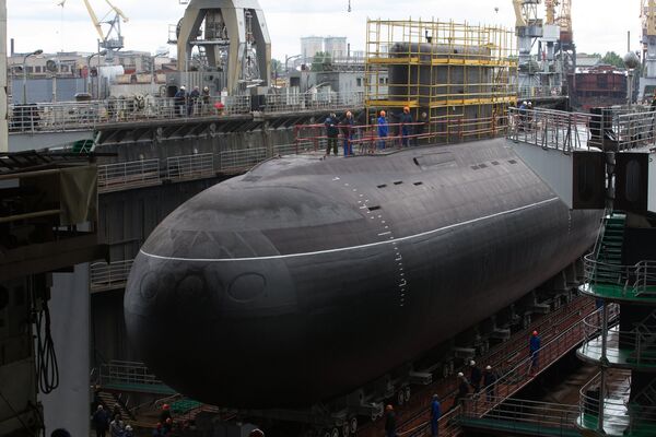 Спуск на воду дизель-электрической подводной лодки Ростов-на-Дону