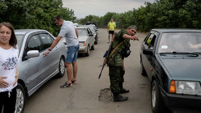 В районе пункта пропуска в селе Изварино. Архивное фото