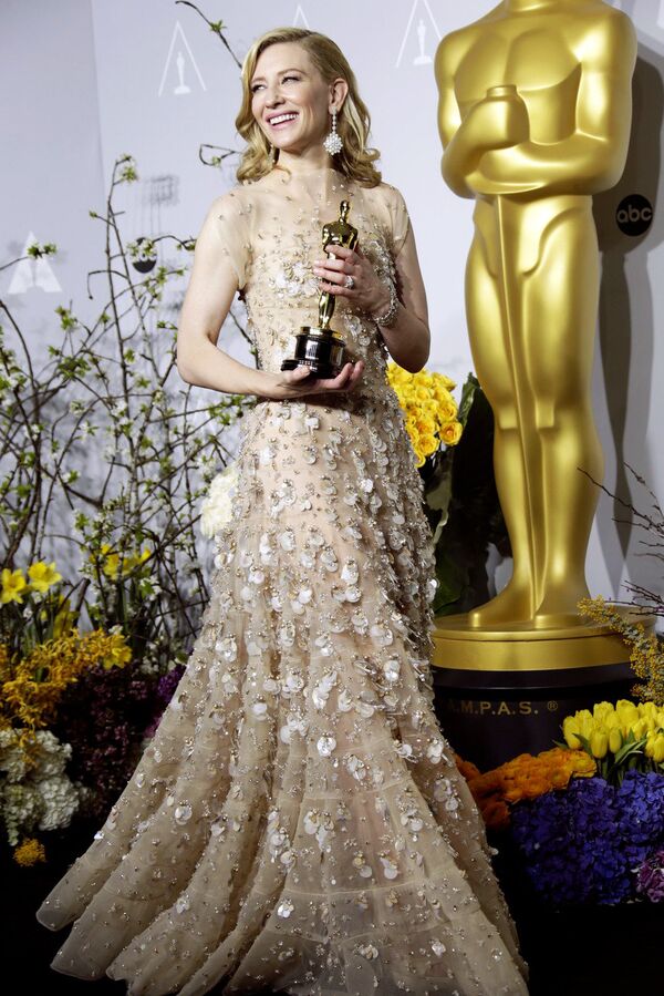 Актриса Кейт Бланшетт на 86-й церемонии вручения премии Оскар