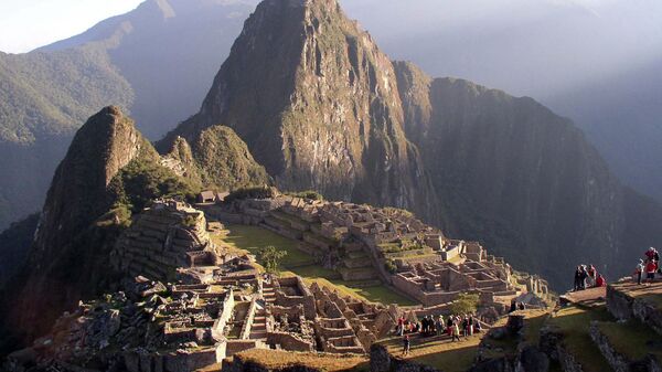 Руины древнего города Мачу-Пикчу, Перу