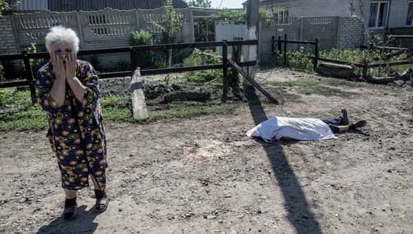 Последствия артобстрела Славянска украинскими военными, архивное фото