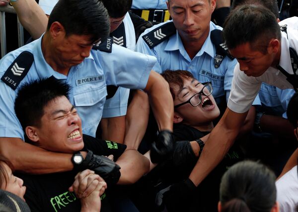 Акция протеста в финансовом районе Гонконга