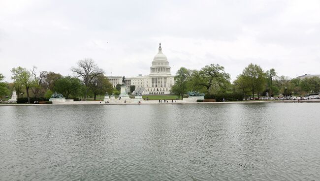 Здание Конгресса США в Вашингтоне, архивное фото