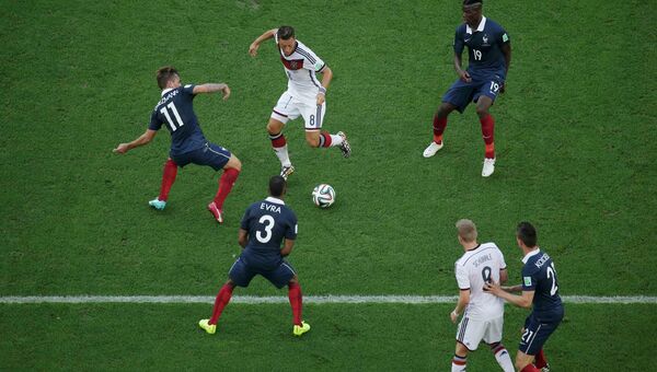 Матч ЧМ по футболу между сборными командами Германии и Франции