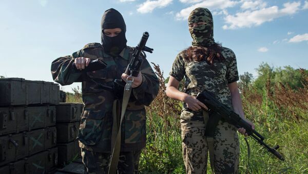 Девушки из женского подразделения батальона Русь ополчения Донбасса . Архивное фото