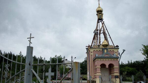 Разрушенная после авиаобстрела церковь в городе Краснодон. Архивное фото