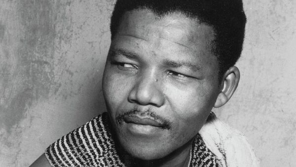 Борец с апартеидом Нельсон Мандела в 1950 году