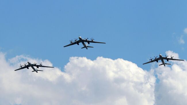 Самолеты Ту-95МС ВВС РФ. Архивное фото