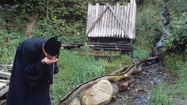 Святой источник. Архивное фото