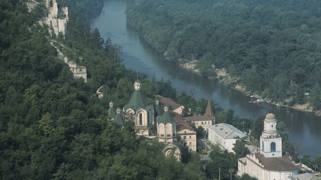 Вид на долину реки Северский Донец, архивное фото