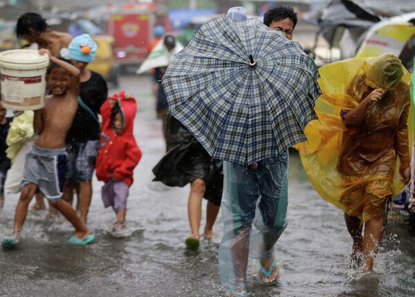 Тайфун Раммасун в городе Манила, Филиппины