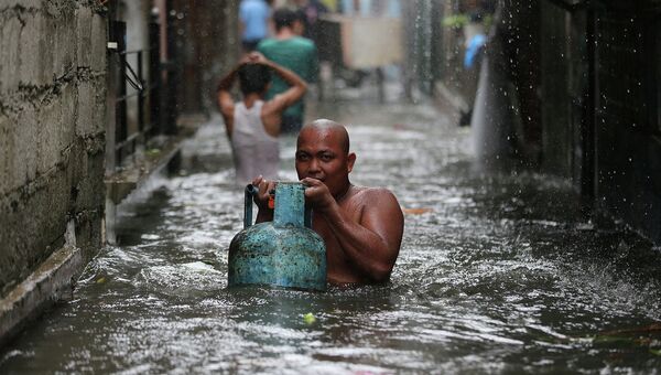 Филиппины во время тайфуна, архивное фото