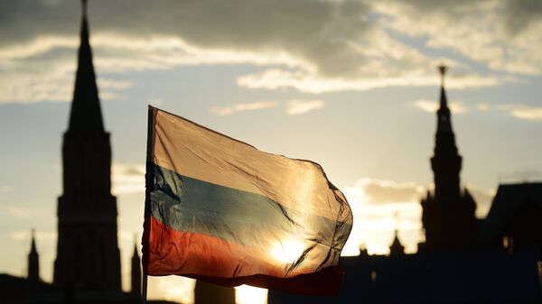 Российский флаг на Красной площади, архивное фото