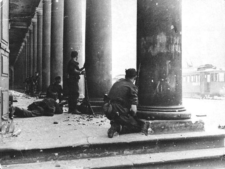 Уличные бои во время Варшавского восстания 1944 года