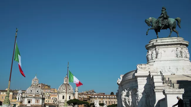 Площадь Венеции (Piazza Venezia) в Риме