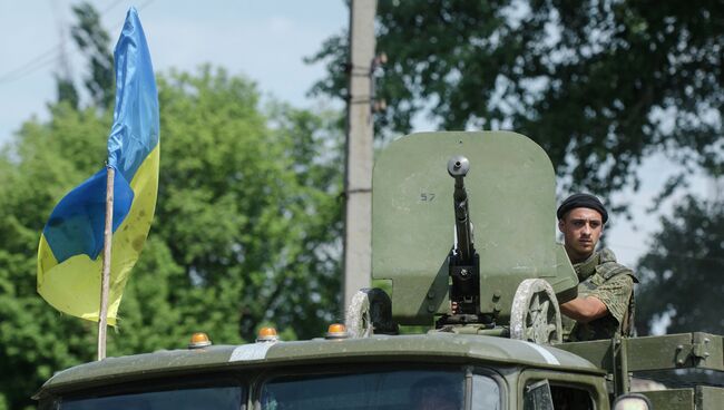 Украинские военные возле Донецка. Архивное фото