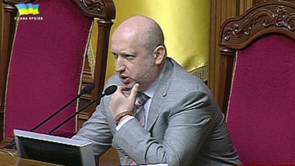 Турчинов объяснил, почему распустил фракцию Компартии в Верховной Раде