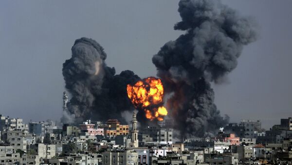 Взрыв после израильского авиаудара по Сектору Газа, Архивное фото