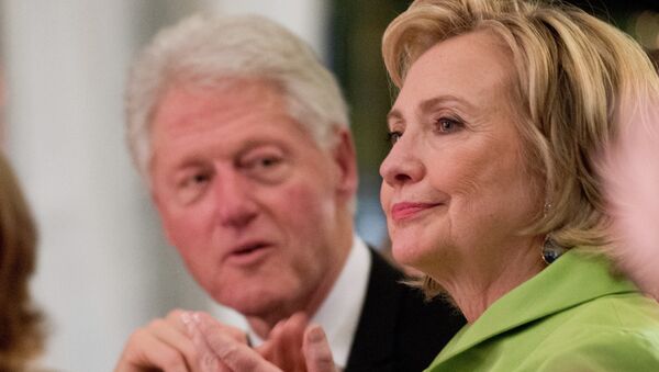 Билл и Хиллари Клинтон. Архивное фото