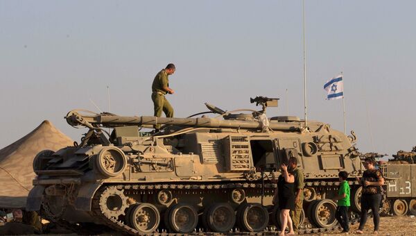 Солдаты израильской армии на юге Израиля, 26 июля 2014 г