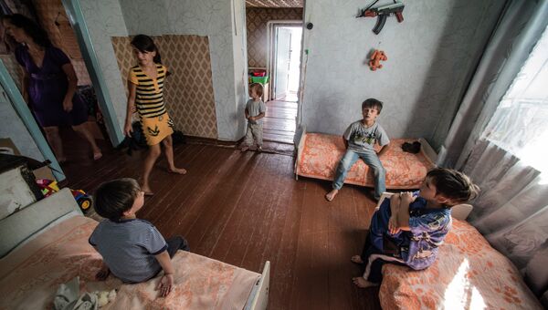 Семья беженцев из Луганской области