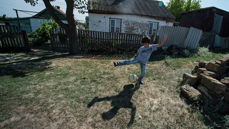 Семья беженцев из Луганской области