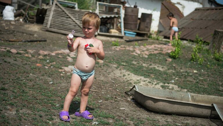 Семья беженцев из Луганской области