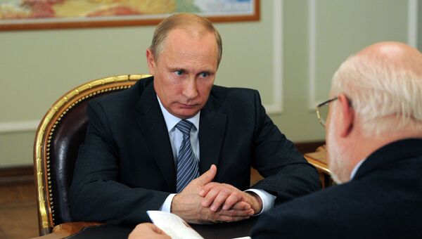 Рабочая встреча Владимира Путина с Михаилом Федотовым. Архивное фото