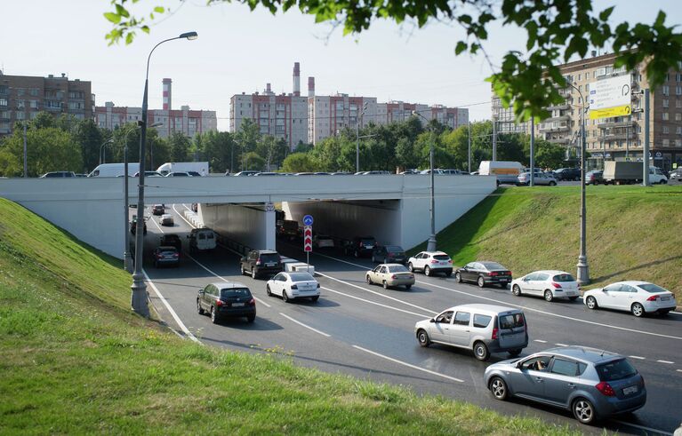 Мэр Москвы Сергей Собянин осмотрел ход работ по благоустройству площади Гагарина и ремонту тоннеля Гагаринский-1