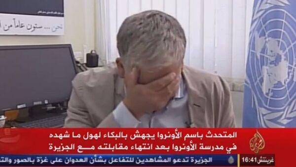 Кадр из видео. Пресс-секретарь Ближневосточного агентства ООН Крис Ганнесс во время интервью арабскому телеканалу Al Jazeera