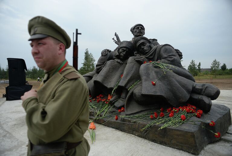 Реконструкторы событий Первой мировой войны в городе Сморгонь