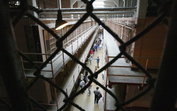 Посетители музея-тюрьмы Алькатрас